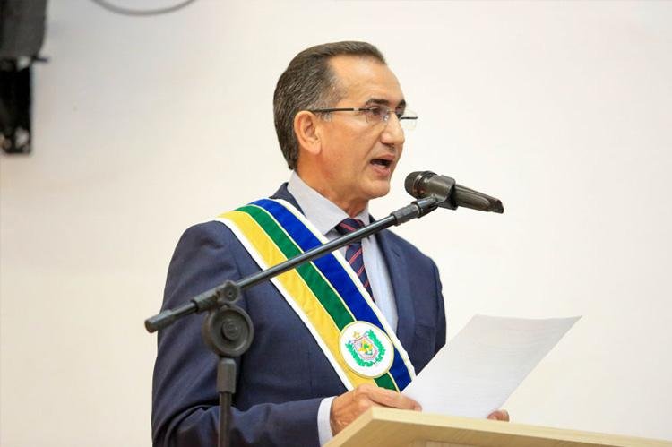 Durante posse, governador afirma que vai priorizar desenvolvimento econômico do Amapá