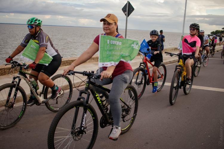 FLIMAC encerra programação com piquenique e pedal literário na Orla de Macapá