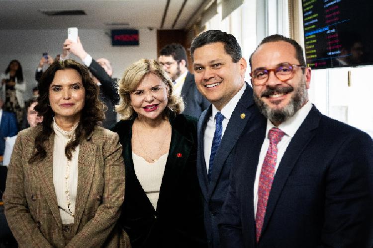 Senado Federal aprova nome de Ivana Cei para recondução ao CNMP