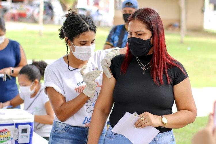 Covid-19: confira os pontos e públicos que poderão ser vacinados nesta quinta-feira (11)