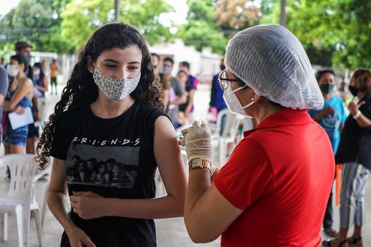 Vacinação contra a Covid-19 atende jovens de 18 a 25 anos nesta quarta (28) em Macapá; veja os outros públicos