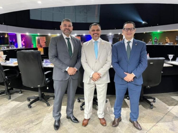 PGJ e membros do MP-AP participam de reunião em Manaus sobre defesa dos direitos humanos
