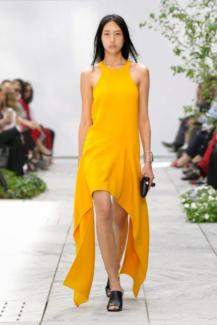 NY Fashion Week: em estreia internacional, brasileira é eleita estrela de Tommy Hilfiger e Michael Kors