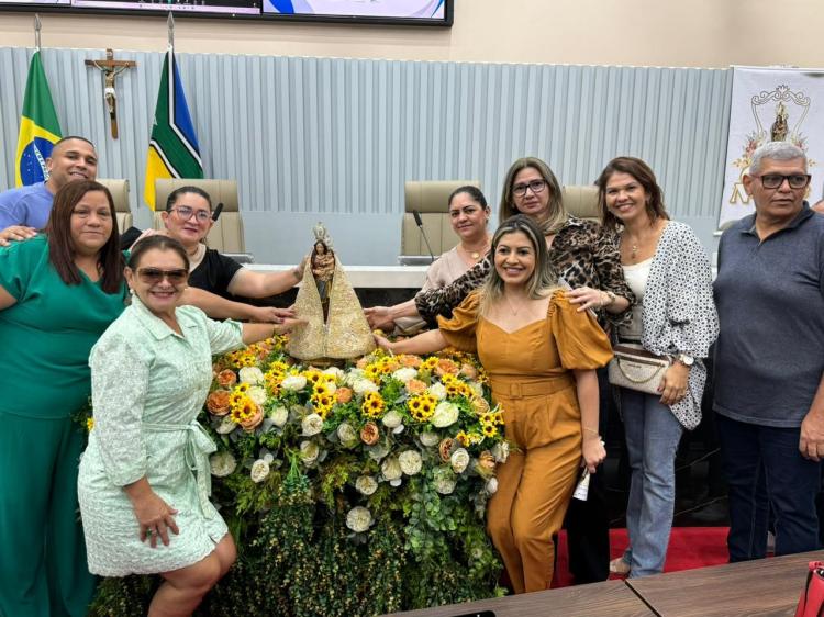 Assessores do Deputado Júnior Favacho marcam presença na visita da imagem de Nossa Senhora de Nazaré à Alap