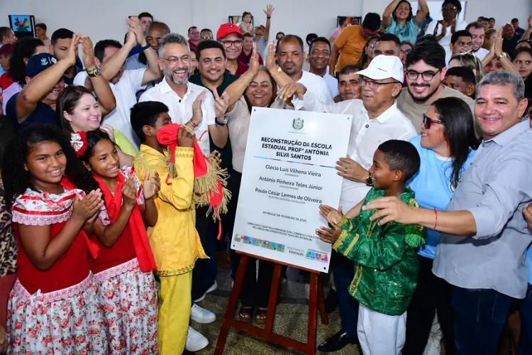 Clécio entrega 36ª escola reconstruída da gestão na vila histórica de Mazagão Velho: ‘A passos firmes, transformando a educação e a vida dos alunos’