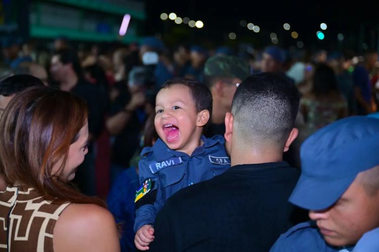 'Quero honrar quem vestiu essa farda antes de mim', diz aluno-soldado na 'Noite Cinza' da PM do Amapá