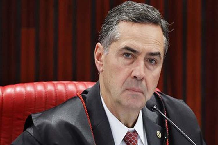 Ministro Luís Roberto Barroso é eleito o próximo presidente do TSE
