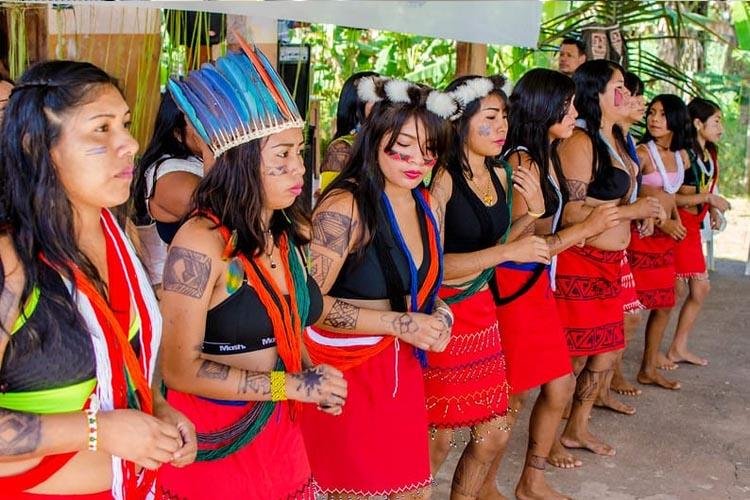 Maloca traz cultura dos povos indígenas na 52ª Expofeira do Amapá
