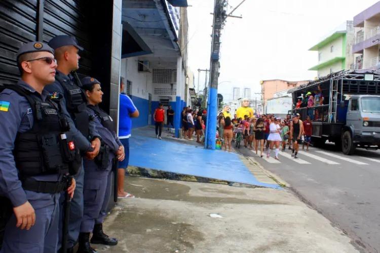 Com reforço de policiais, Governo do Amapá não registra ocorrências graves na passagem do bloco ‘A Banda’