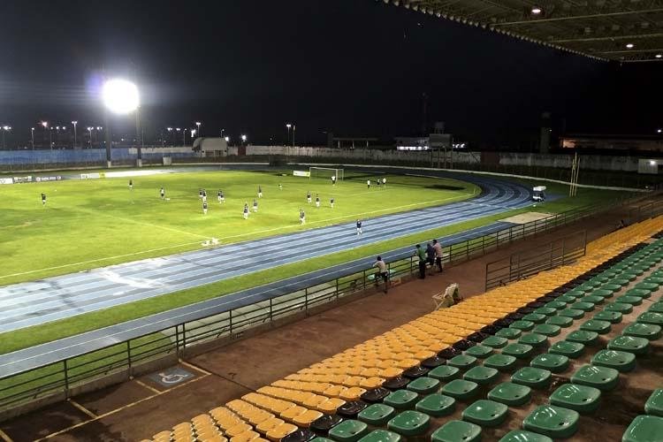 FAF e Justiça Desportiva discutem trâmites para volta dos clubes ao campo