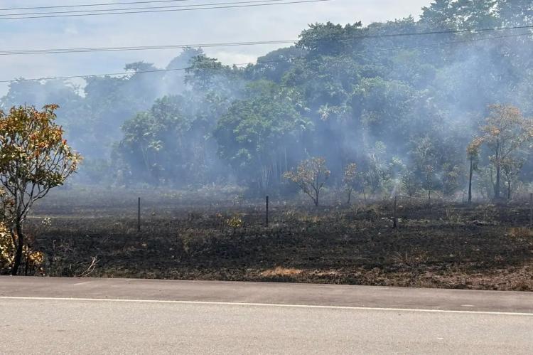 Governo do Amapá alerta para riscos da fumaça de queimadas nas rodovias