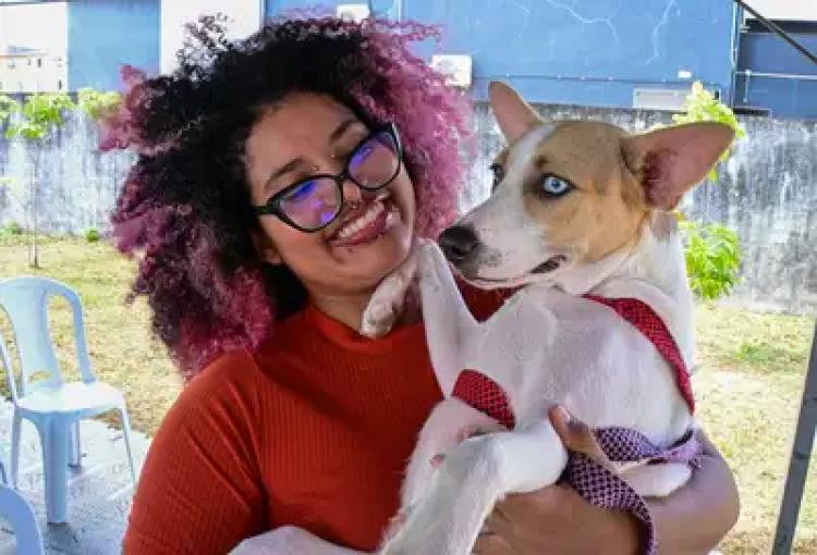 Governo do Estado realiza mutirão de castração gratuita para cães e gatos no Residencial Macapaba 2