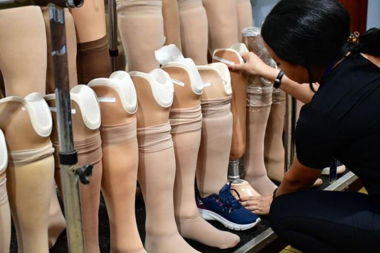 Governo do Estado entrega equipamentos para auxiliar pacientes atendidos pelo Centro de Reabilitação do Amapá