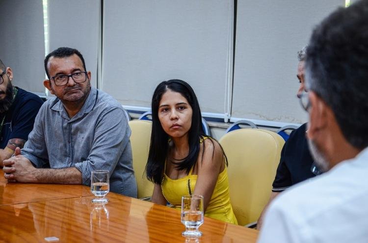 Governador Clécio Luís assina decreto com diretrizes para acelerar o processo de regularização fundiária no Amapá