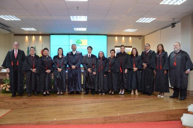 Dois novos promotores de Justiça substitutos tomam posse no MP-AP