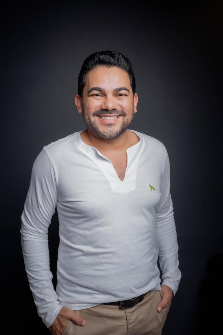 Bridgerton aposta no clássico Cinderela e perde força com clichês desgastados de herói e heroína