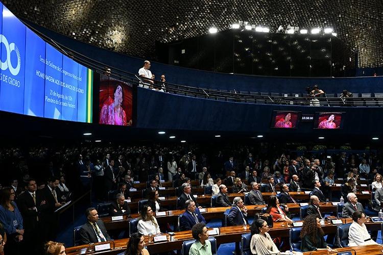 Congresso celebra 100 anos do Grupo Globo com elogios ao papel da imprensa 