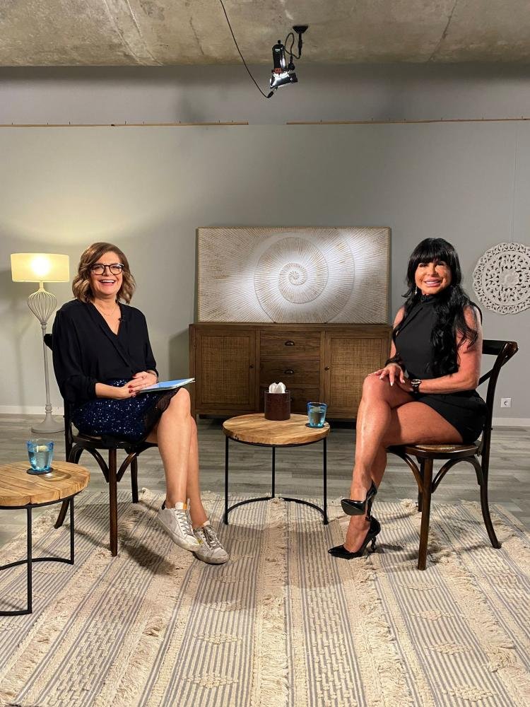 Gretchen conta verdades sobre polêmicas de sua vida em entrevista para programa português "Júlia" da RTP SIC TVI