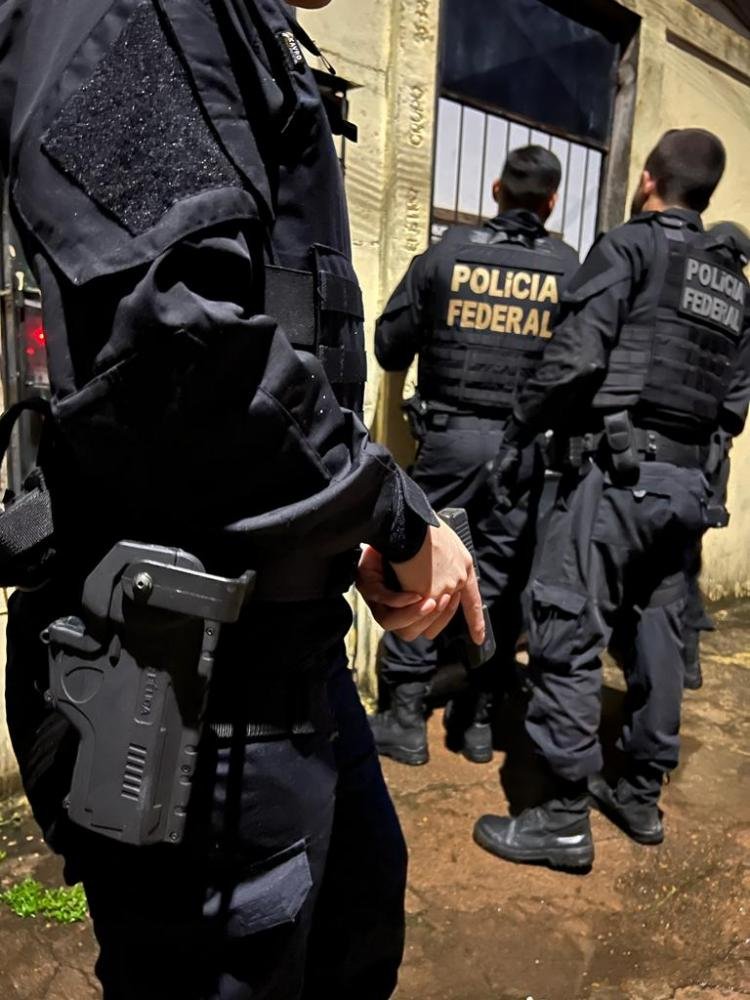 Polícia Federal choca o país ao descobrir mãe que usava celular do filho para vender drogas