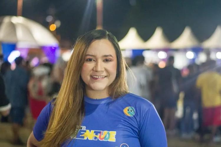 'O que ele defende, principalmente a pauta antirracista, que eu acho muito importante', diz fã durante show de Djonga no Festival da Juventude