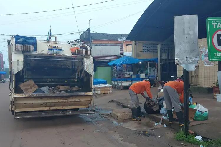 Governo do Amapá retira cerca de 900 toneladas de lixo em ação de limpeza pública em Oiapoque