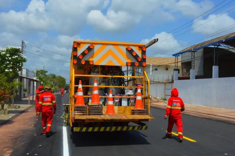 Governo do Amapá intensifica sinalização viária no bairro Alvorada para garantir trânsito mais seguro em Macapá