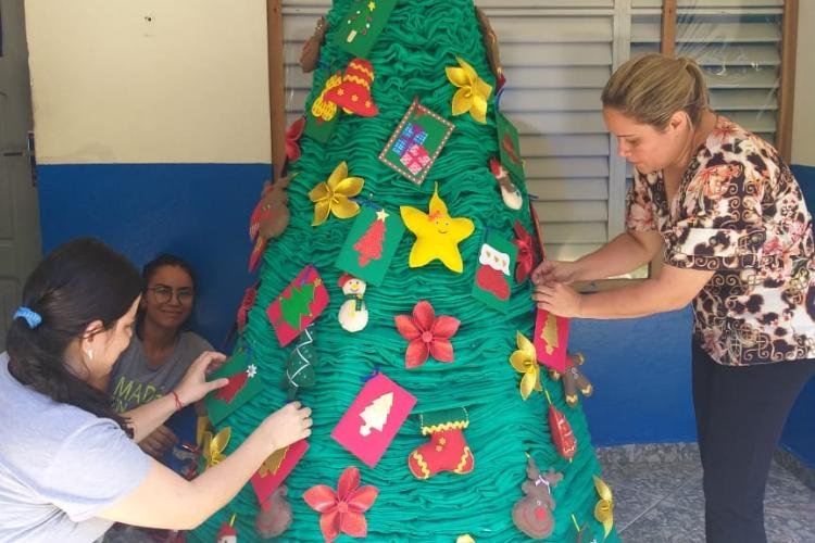 ‘Adote uma cartinha’ e faça uma criança da APAE sorrir neste Natal