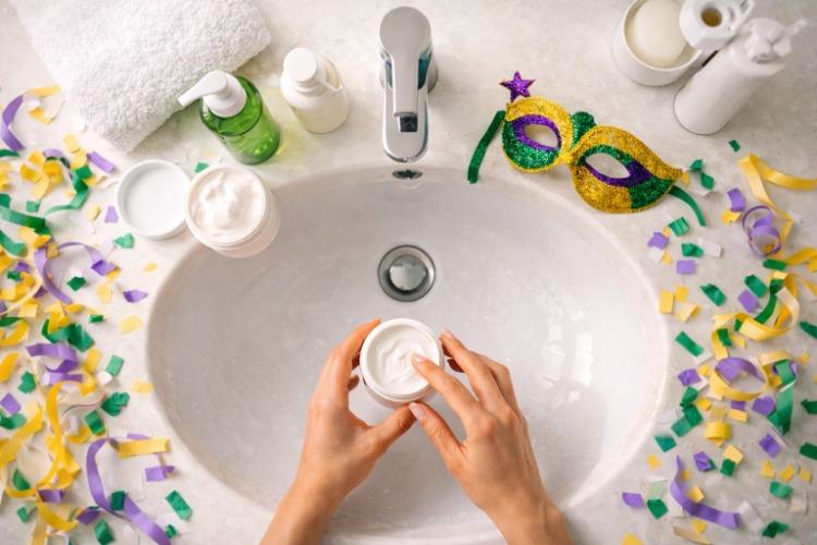 Skincare pré-Carnaval: preparar a pele antes da folia reduz danos e irritações