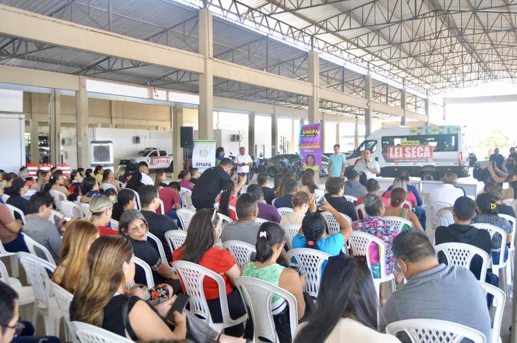 'É uma oportunidade que abre portas para o meu futuro', diz jovem habilitado pelo Habilita Amapá