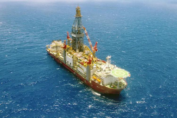 Sonda da Petrobras chega à Margem Equatorial para simulação de emergência ambiental