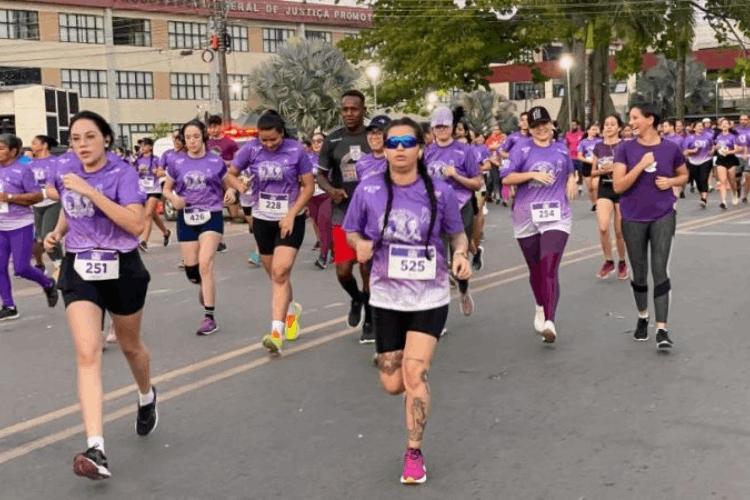 Com apoio do Governo do Amapá, mais de 1 mil pessoas participam da 1ª Corrida Contra o Feminicídio, em Macapá