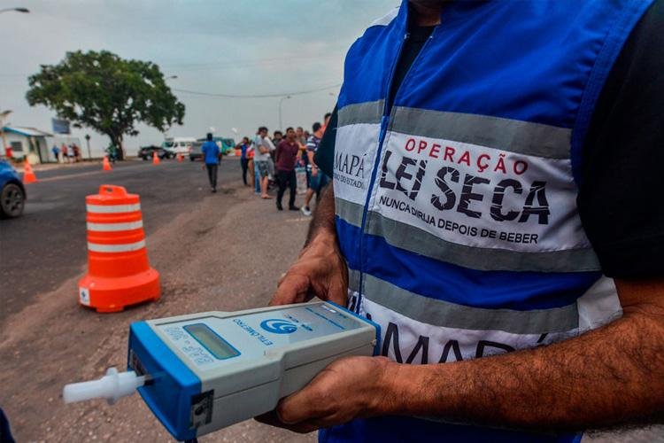 Operação Lei Seca reduz infrações de trânsito durante o carnaval