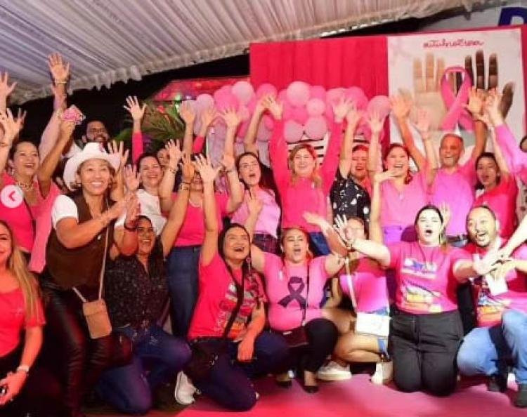 Lançamento da campanha Outubro Rosa é sucesso na 52ª Expofeira do Amapá