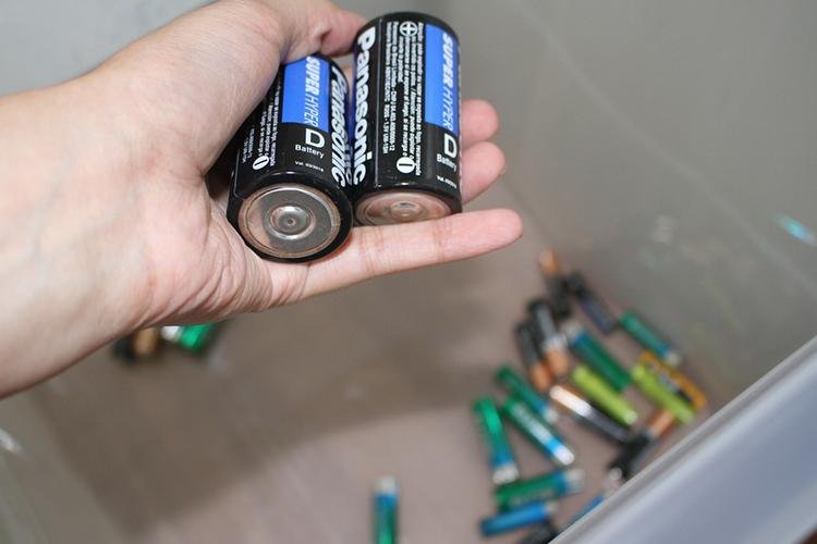 TRE/AP realiza coleta de pilhas usadas
