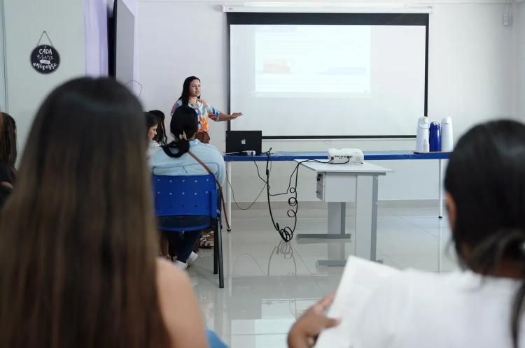 Governo do Amapá promove curso profissionalizante na área da beleza para incentivar autonomia financeira de mulheres