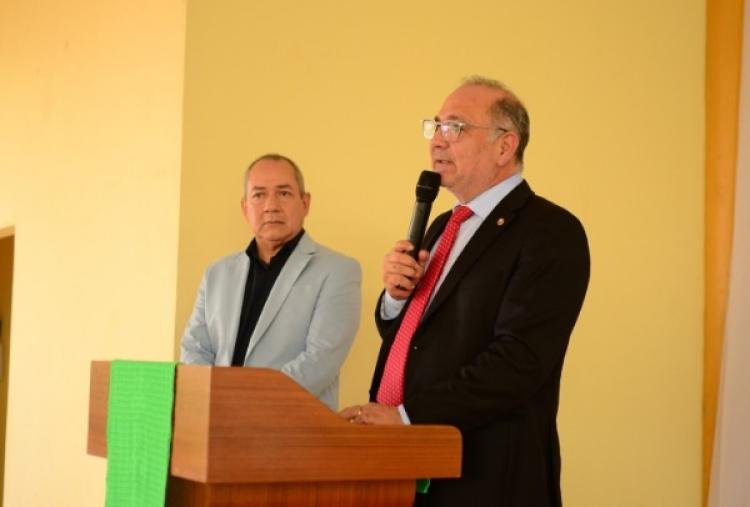 MP-AP viabiliza parcerias para profissionalização de jovens de Santana