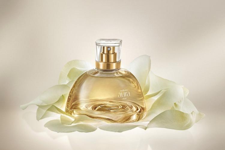 Natura Aura Alba é eleito o melhor perfume feminino do Brasil no Fragrantica Awards 2025