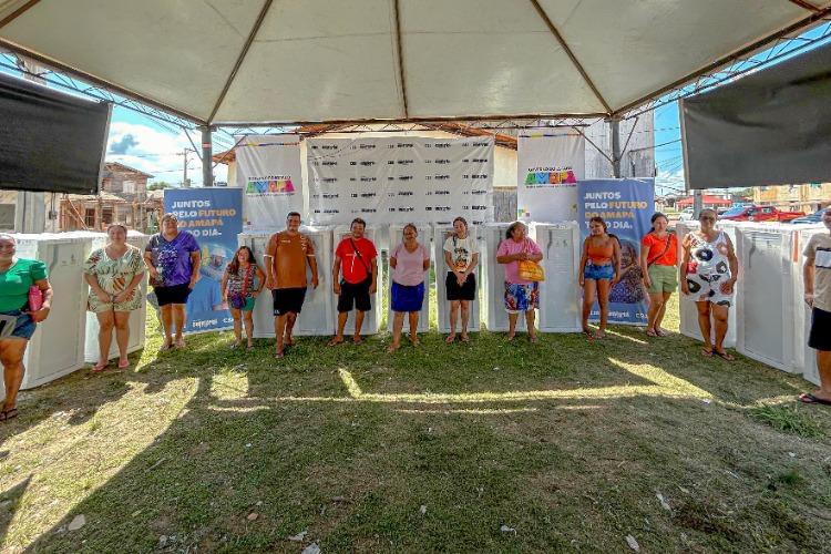 Grupo Equatorial realiza doação de 14 geladeiras novas para vítimas de incêndio na zona sul de Macapá