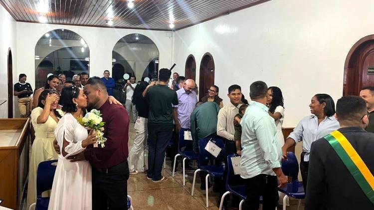 Casamento na Comunidade do TJAP celebra união de 13 casais em Calçoene