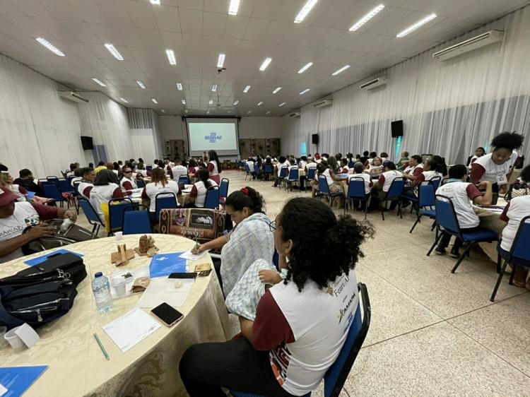 Presidente Josiel Alcolumbre destaca colaboração no desenvolvimento do artesanato no Amapá