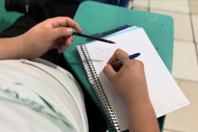 Alunos da rede estadual passam por capacitação para avaliação nacional do ensino brasileiro