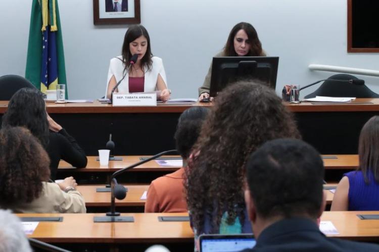 Criminalização da misoginia: relatora apresenta nova versão do projeto de lei