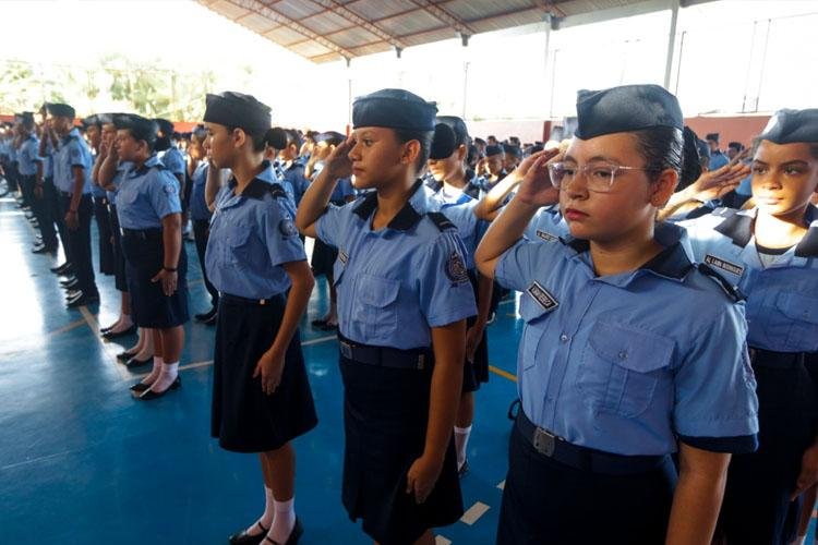 Inscrições para concorrer a vagas em escolas de gestão compartilhada iniciam nesta terça