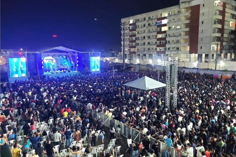 Dupla “Jefferson e Suellen” faz grande show na Jornada Gospel, em Macapá
