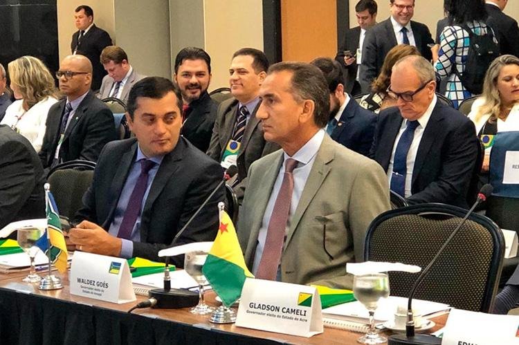 Em Brasília, Waldez volta a defender pacto federativo para ajudar os Estados