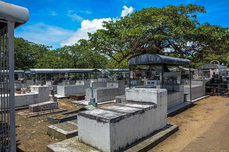 Dia de Finados: confira o funcionamento dos cemitérios de Macapá