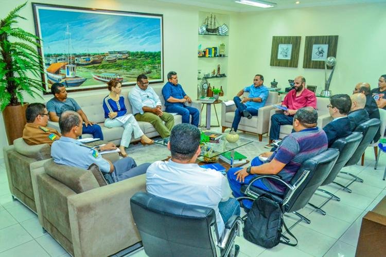 Governo recebe representantes da categoria dos militares estaduais