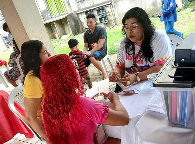 Governo do Amapá garante acesso à saúde e cidadania para moradoras do Residencial Macapaba