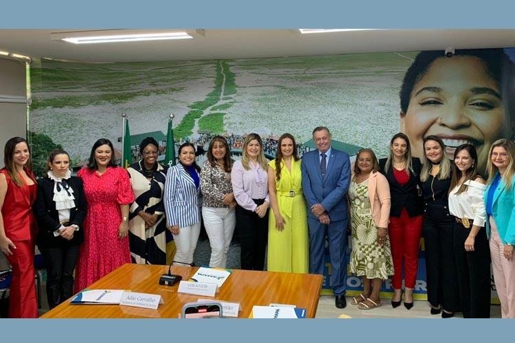 TJAP participa de sanção da Lei que institui ações de enfrentamento ao feminicídio no Amapá