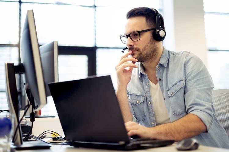 Construtora abre inscrições para curso gratuito de fullstack com oportunidade de emprego